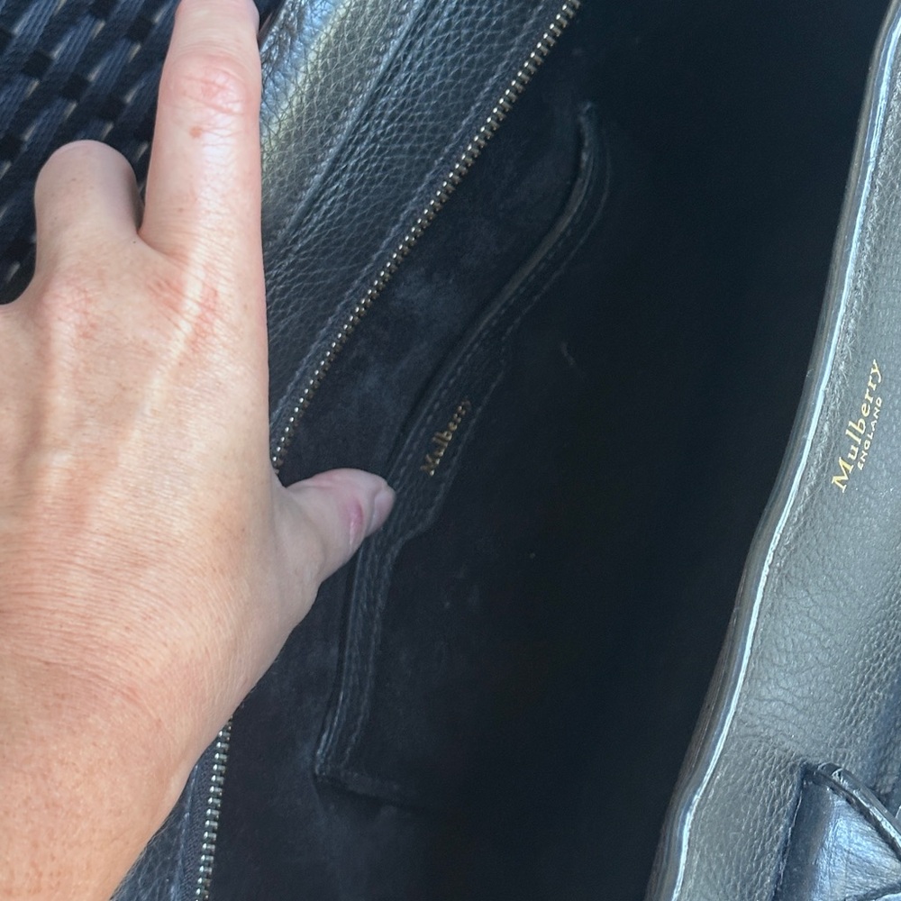 Mulberry Black Pebbled Leather Tote with Gold Hardware - Picture 9 of 12